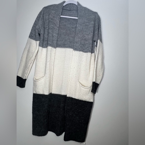 2 SHAZA Long Cardigan, Acrylic with wool, Made in Turkey. Both for $25 - Picture 3 of 12
